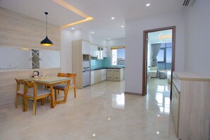 Escritorio y wifi gratis