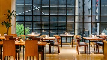 Colazione a buffet a pagamento, servita tutte le mattine