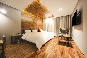 Deluxe Twin Room, 1 Bedroom, City View | Premium bedding, down comforters, Tempur-Pedic beds - Yeoubi Hotel (Ulsan)