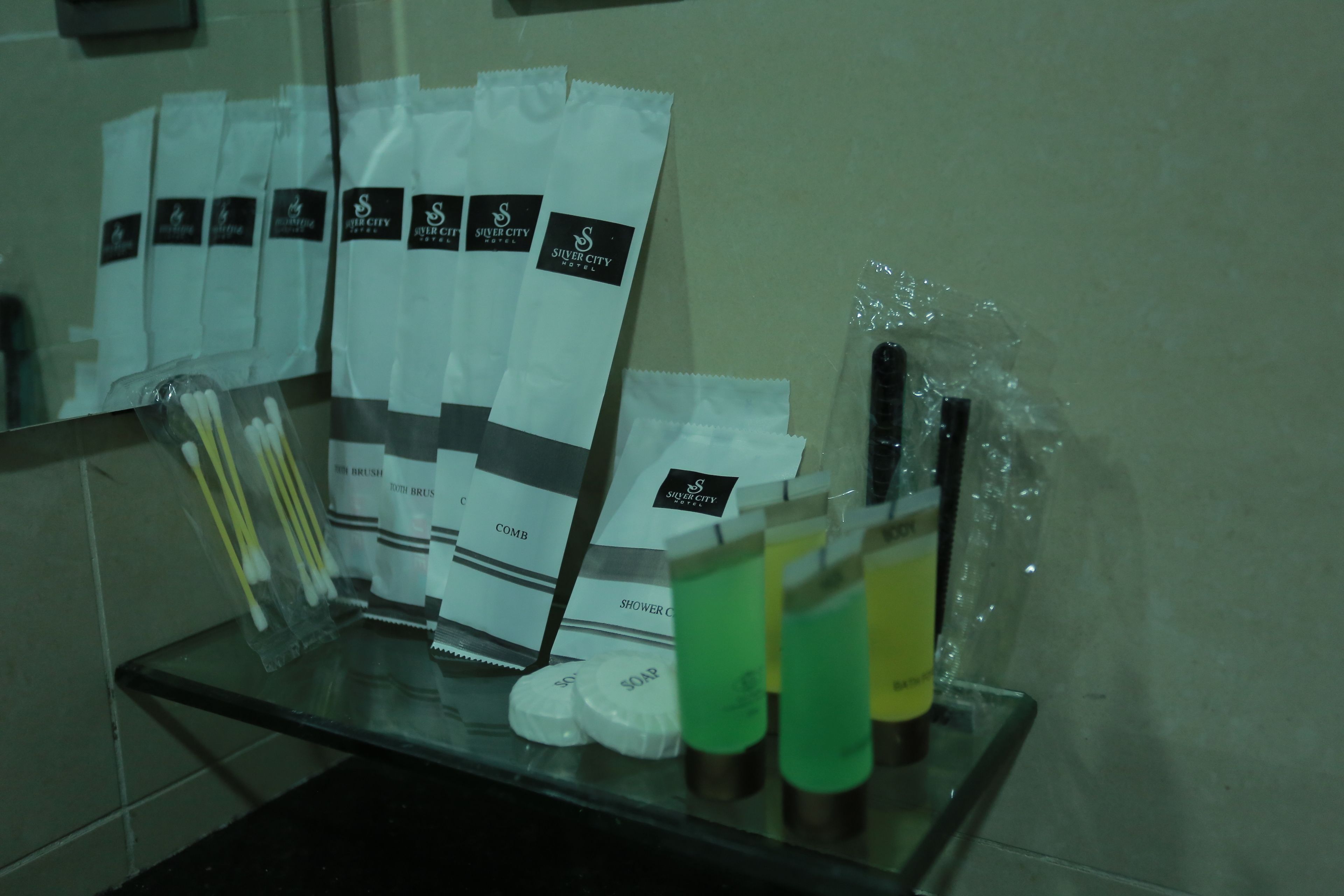 deluxe room | bathroom amenities | free toiletries, hair dryer, bathrobes, slippers