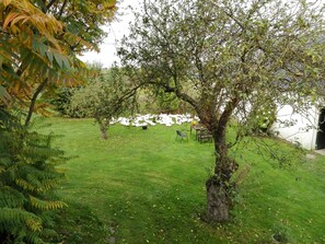 Garden view - Møn Økologisk B&B (Askeby)