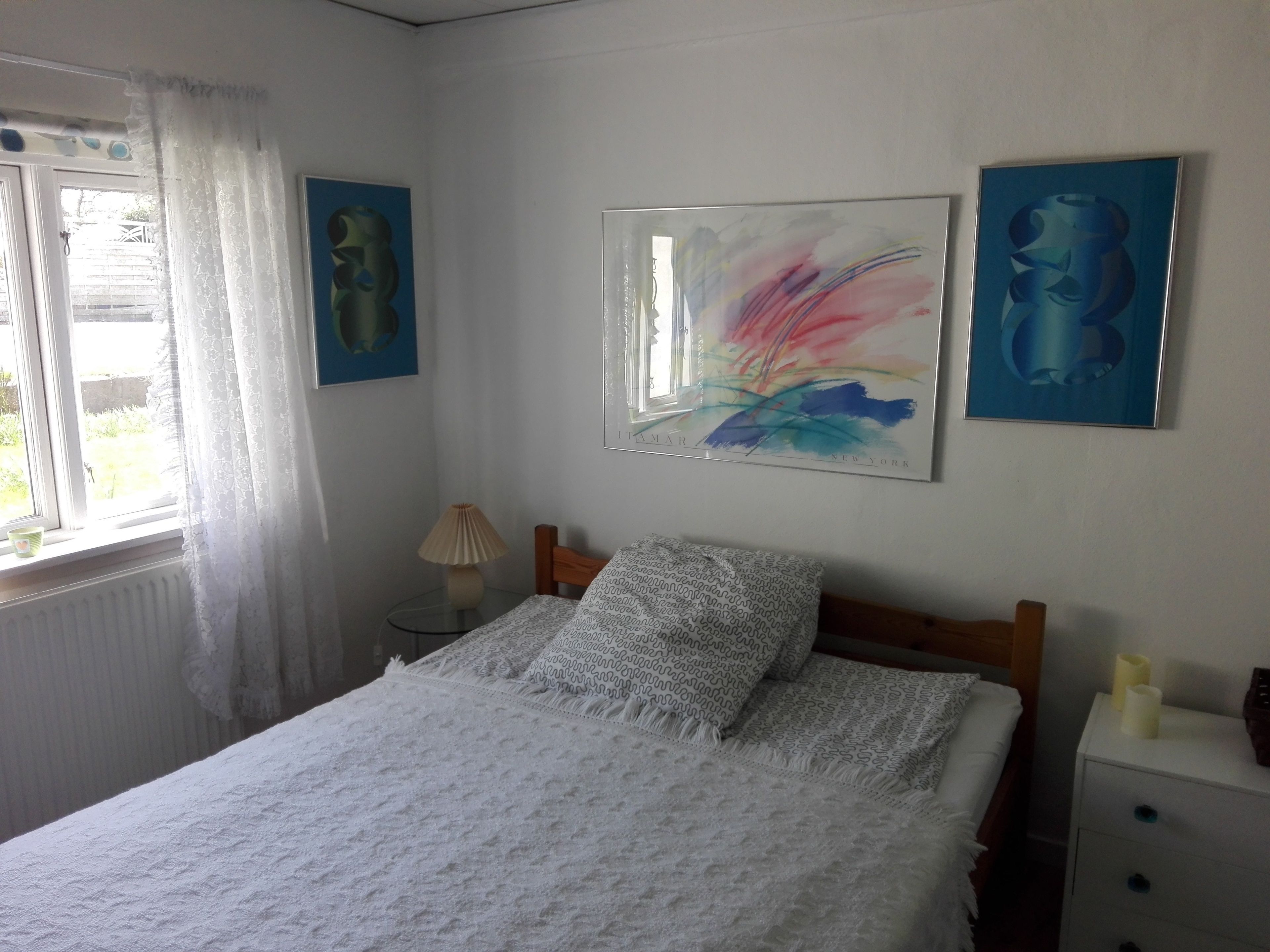 Chambre Double, 1 lit double, salle de bains commune | Minibar, fer et planche à repasser, Wi-Fi gratuit, draps fournis