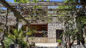 Lối vào nơi lưu trú