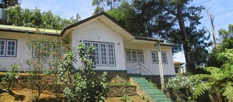 Lake Crown Holiday Home