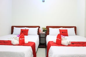 Minibar, desk, soundproofing, free WiFi