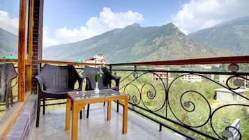 Superior Room, Mountain View with complimentary breakfast | Balcony