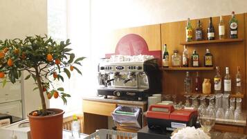 Bar (in der Unterkunft)