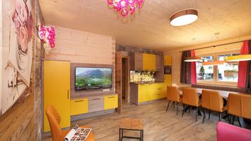 Executive Suite, 4 Bedrooms, Mountain View, Mountainside | Bathroom