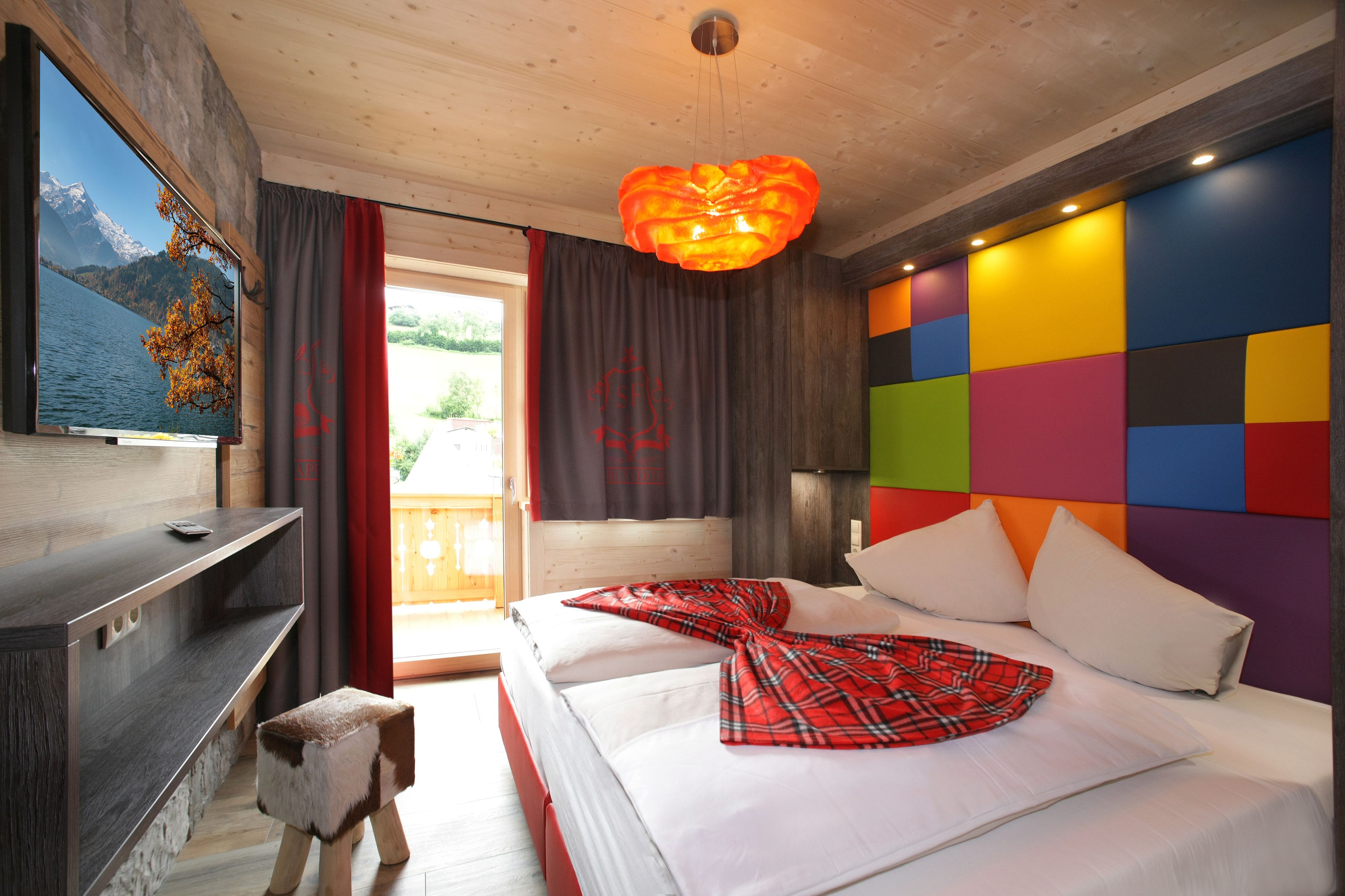 Suite – executive, 4 soverom, fjellutsikt, ved fjell | 1 soverom, sengetøy av topp kvalitet, strykejern/-brett og barnesenger