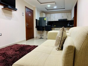 Flat-screen TV, pay films - Hotel Adriands (Machala)