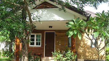 Premium House | Free WiFi