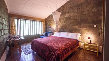 Premium bedding, desk, soundproofing, iron/ironing board