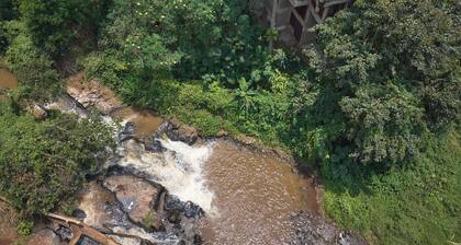 Villa Rock Stop Falls