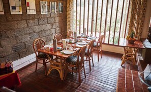 In-room dining - Villa Rock Stop Falls  (Nairobi)