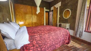 Premium bedding, desk, soundproofing, iron/ironing board