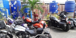 Parkir mandiri gratis