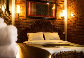 Standard Room | Individually decorated, individually furnished, desk, laptop workspace - Baanthep Antique Homestay (Phrae)