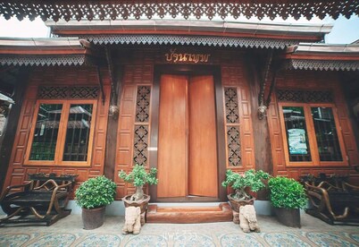 Baanthep Antique Homestay