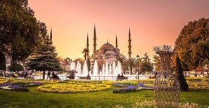 สถานที่น่าสนใจ