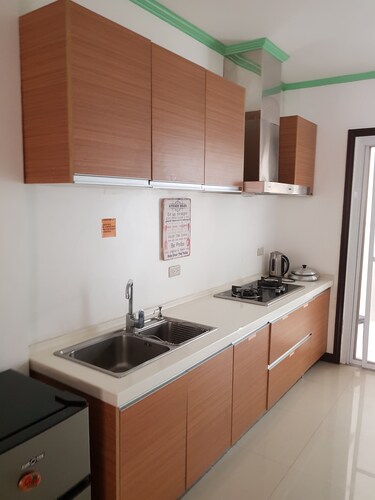 Unit 8 4BR Zara Myshka Apartelle