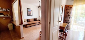 Classic Apartment, Multiple Beds, Kitchen, Poolside | Living area