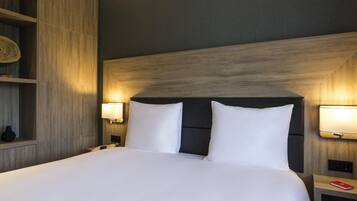 2 dormitorios, ropa de cama de alta calidad, caja fuerte y escritorio