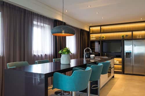Superior appartement, 2 slaapkamers, terras | Luxe beddengoed, een kluis op de kamer, een bureau, geluiddichte muren