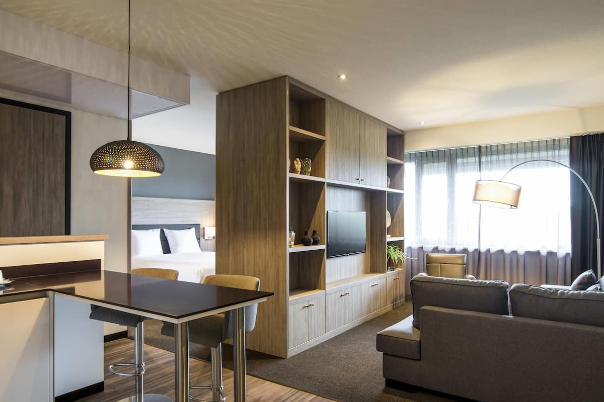 Junior Apartment, 1 Double Bed | Premium bedding, in-room safe, desk, soundproofing