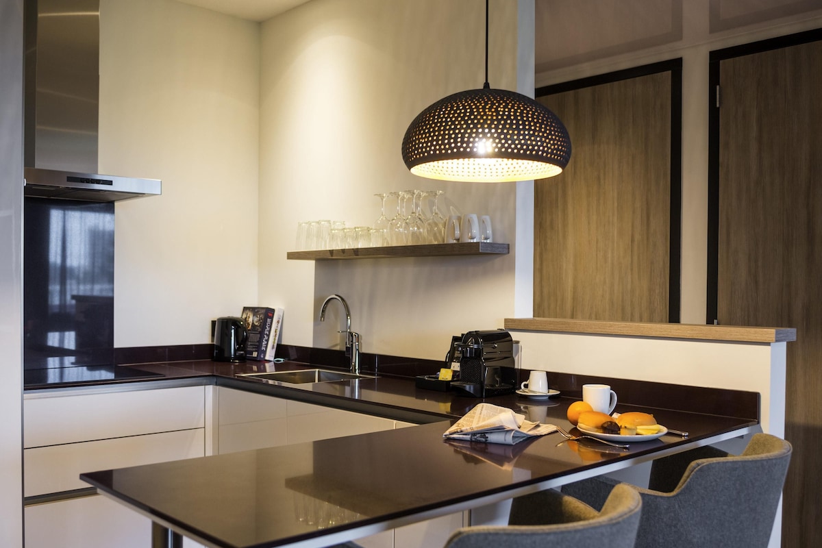 Literie de qualité supérieure, coffres-forts dans les chambres, bureau