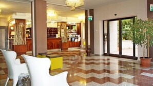 Lobby lounge - Hotel Beniamino Ubaldi (Gubbio)