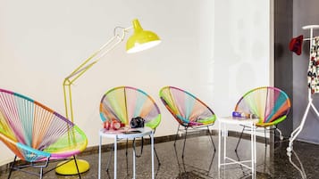 بار (في المنشاة)