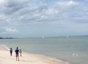 Beach nearby - Rain Cha-am Huahin by JN (Cha-am)