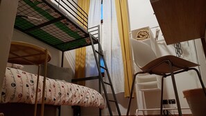 Basic Twin Room, Shared Bathroom | 1 bedroom, free WiFi