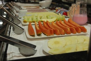 Breakfast buffet - Brasão Palace Hotel (Presidente Prudente)
