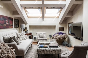 Appartement Duplex Luxe, 3 chambres, 2 salles de bains, vue vallée | Salle de séjour