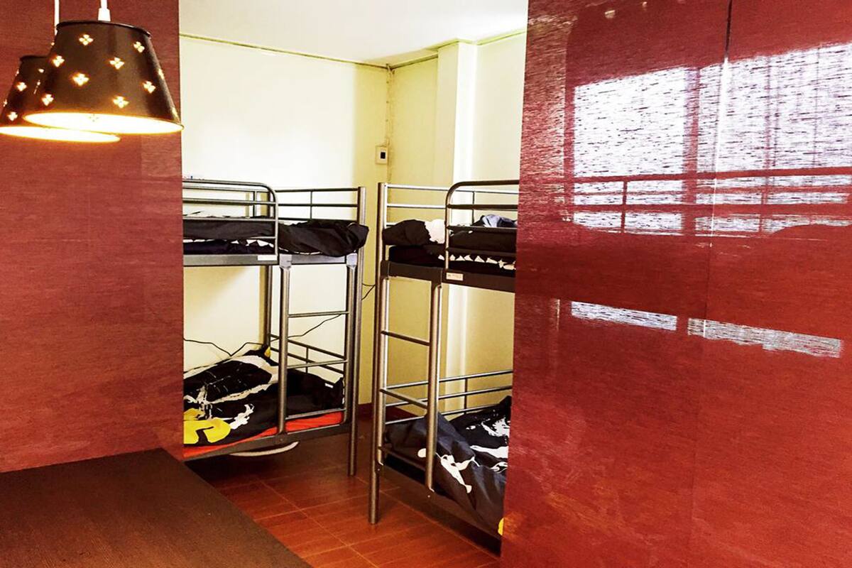 Female Dormitory with Shared Bathroom  | Free WiFi