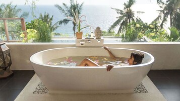 Villa, 5 Bedrooms, Sea View | Desk, iron/ironing board, free WiFi, bed sheets