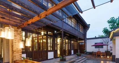 Yi Garden Cultural Hotel Disney Branch