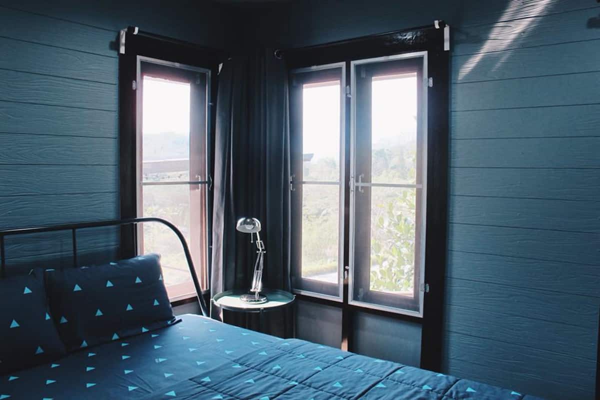 family tree house, 1 bedroom | room amenity