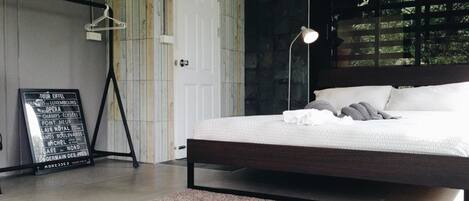 Studio Room Forest View | 客室の設備とサービス