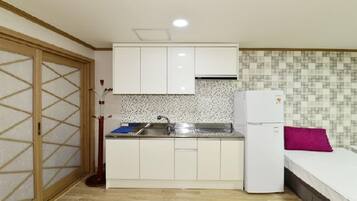 Room (17 PY, Randomly assign upon check in) | Free WiFi