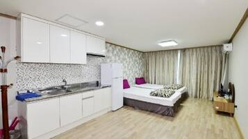 Room (17 PY, Randomly assign upon check in) | Free WiFi