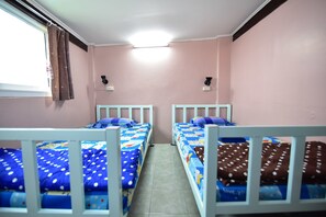 Habitación con 2 camas individuales | Wifi gratis 