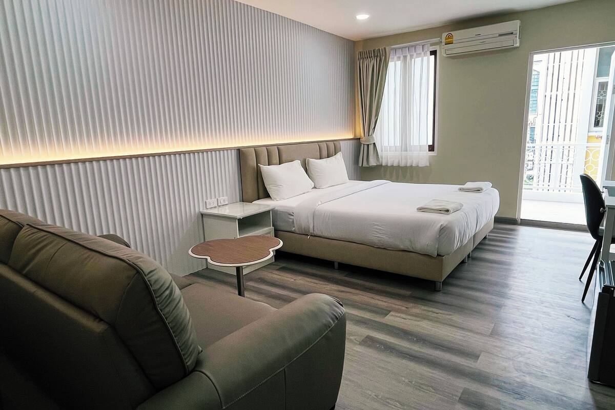 Habitación Grand con 1 cama doble o 2 individuales | Escritorio, espacio para trabajar con un portátil, wifi gratis