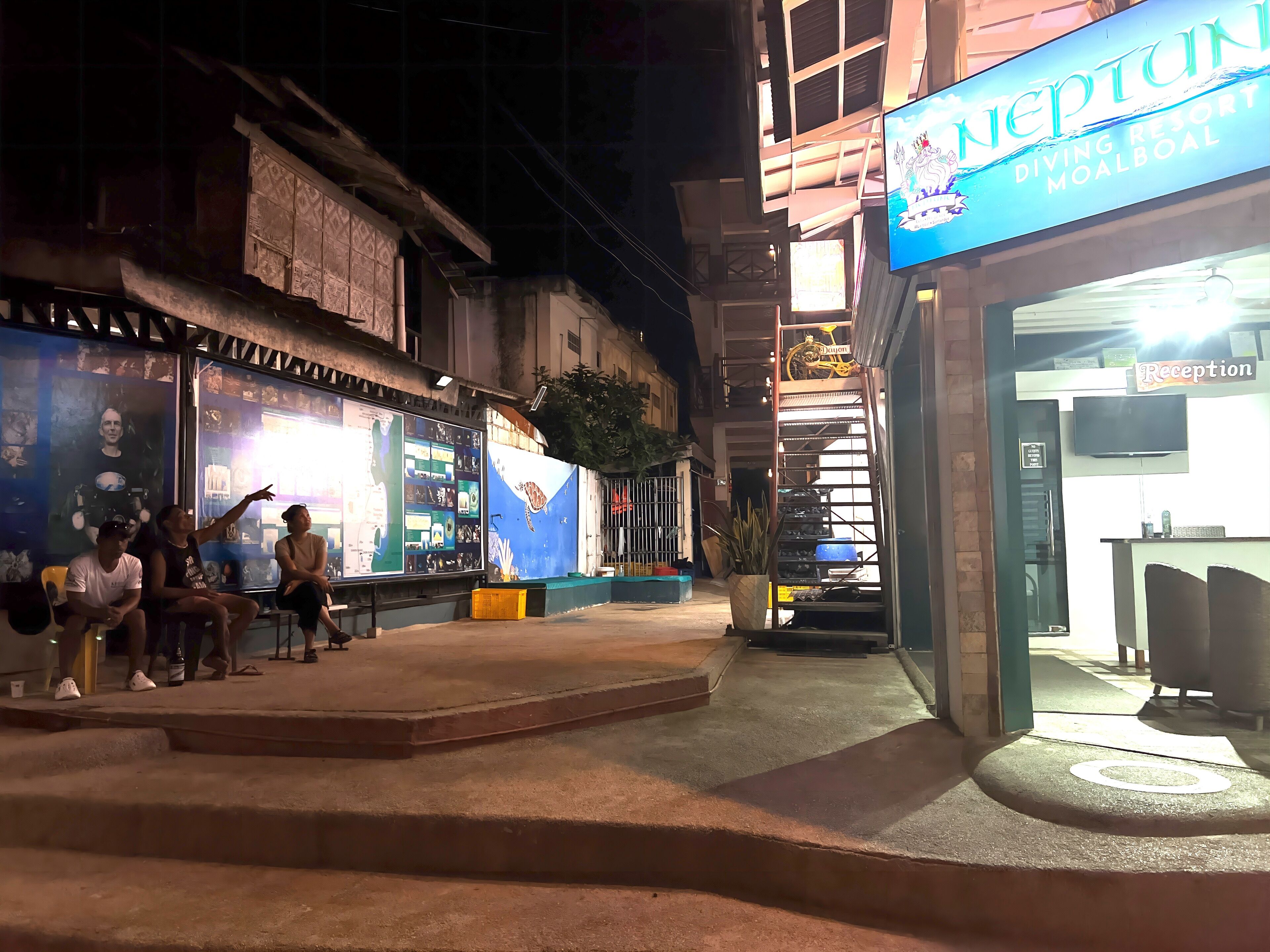 outdoor banquet area