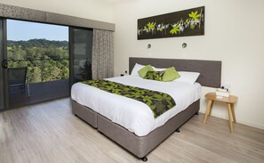 1 bedroom, individually decorated, individually furnished, soundproofing - Mapleton Springs (Mapleton)