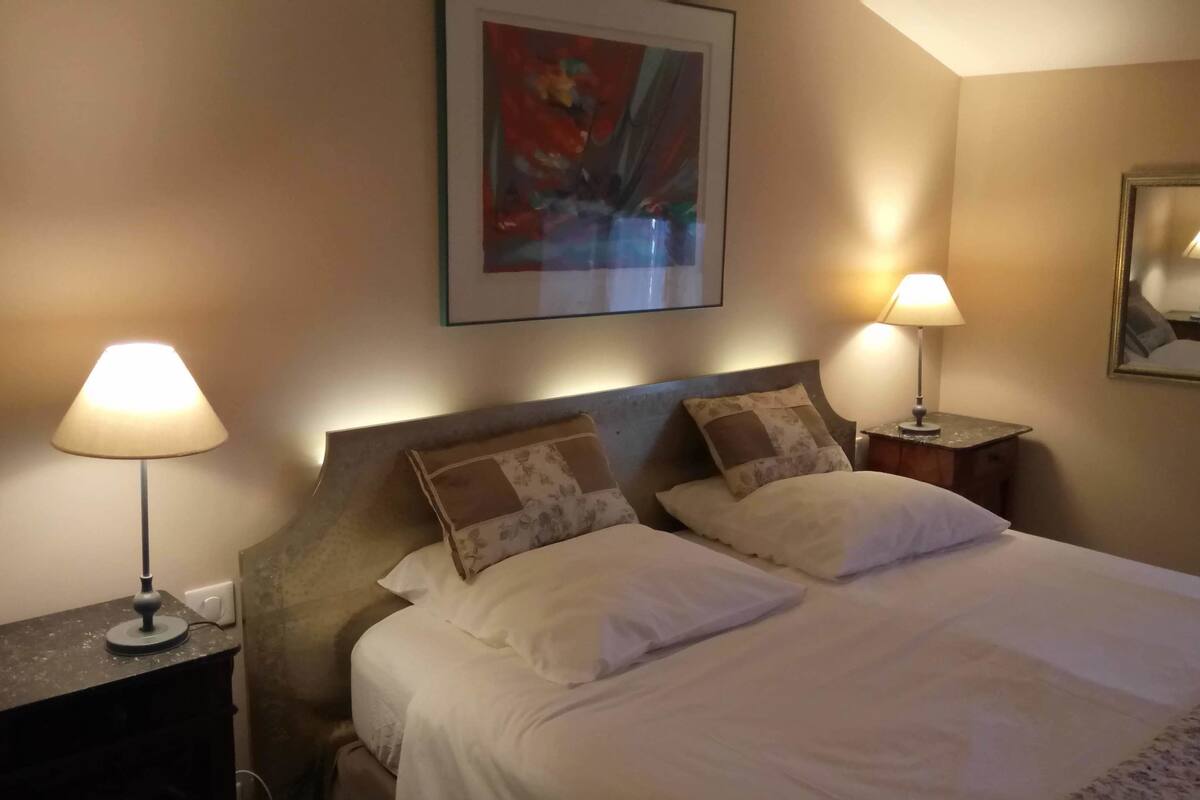 Premium bedding, desk, soundproofing, iron/ironing board