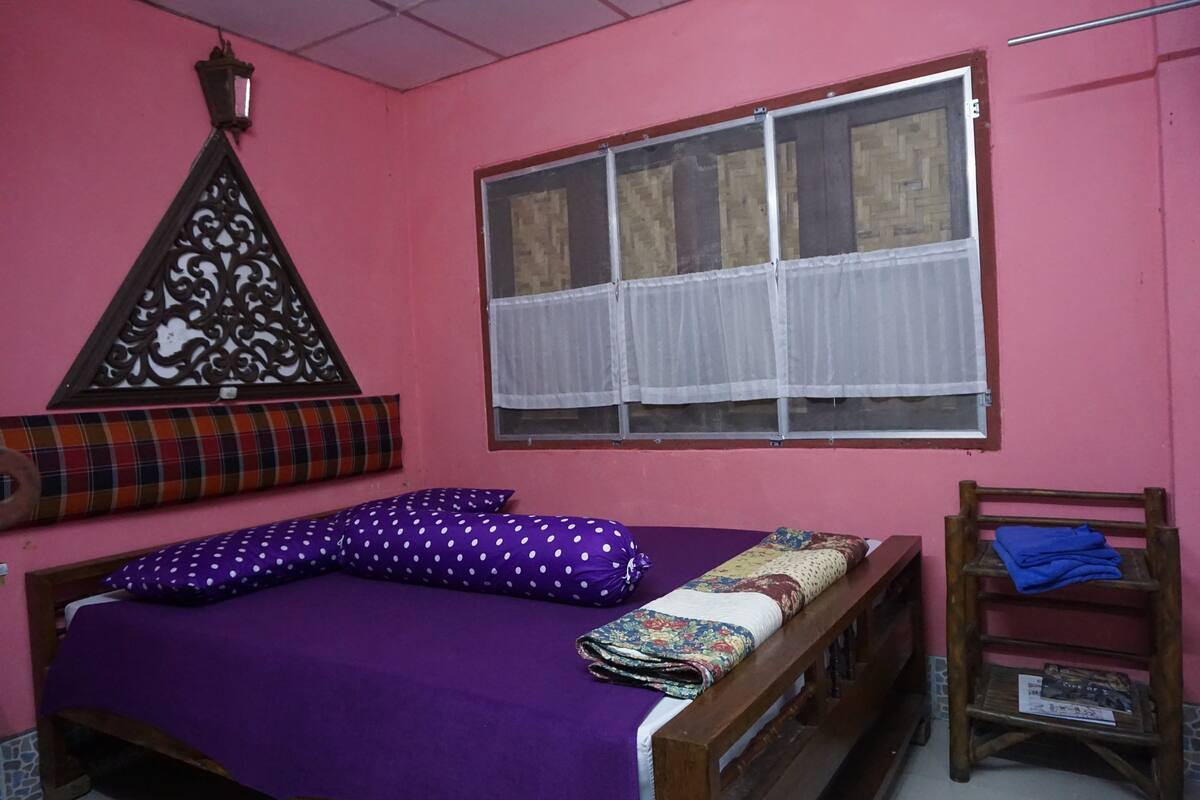 Standard Fan Room - Private Bathroom | Free WiFi