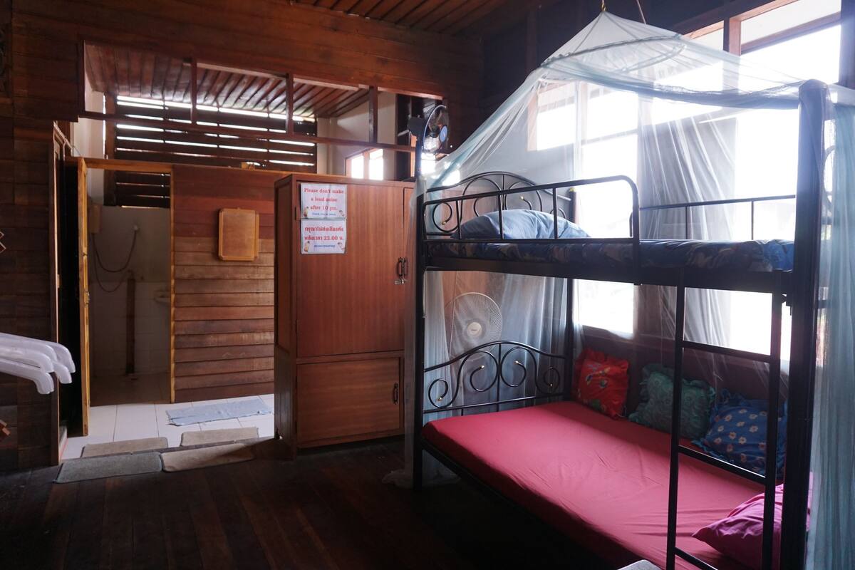 Bed in Mixed Dormitory (Shared Bathroom) | Wi-Fi gratuito