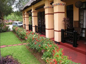 Front of property - Lalani Hotel and Conference Centre (Bulawayo)